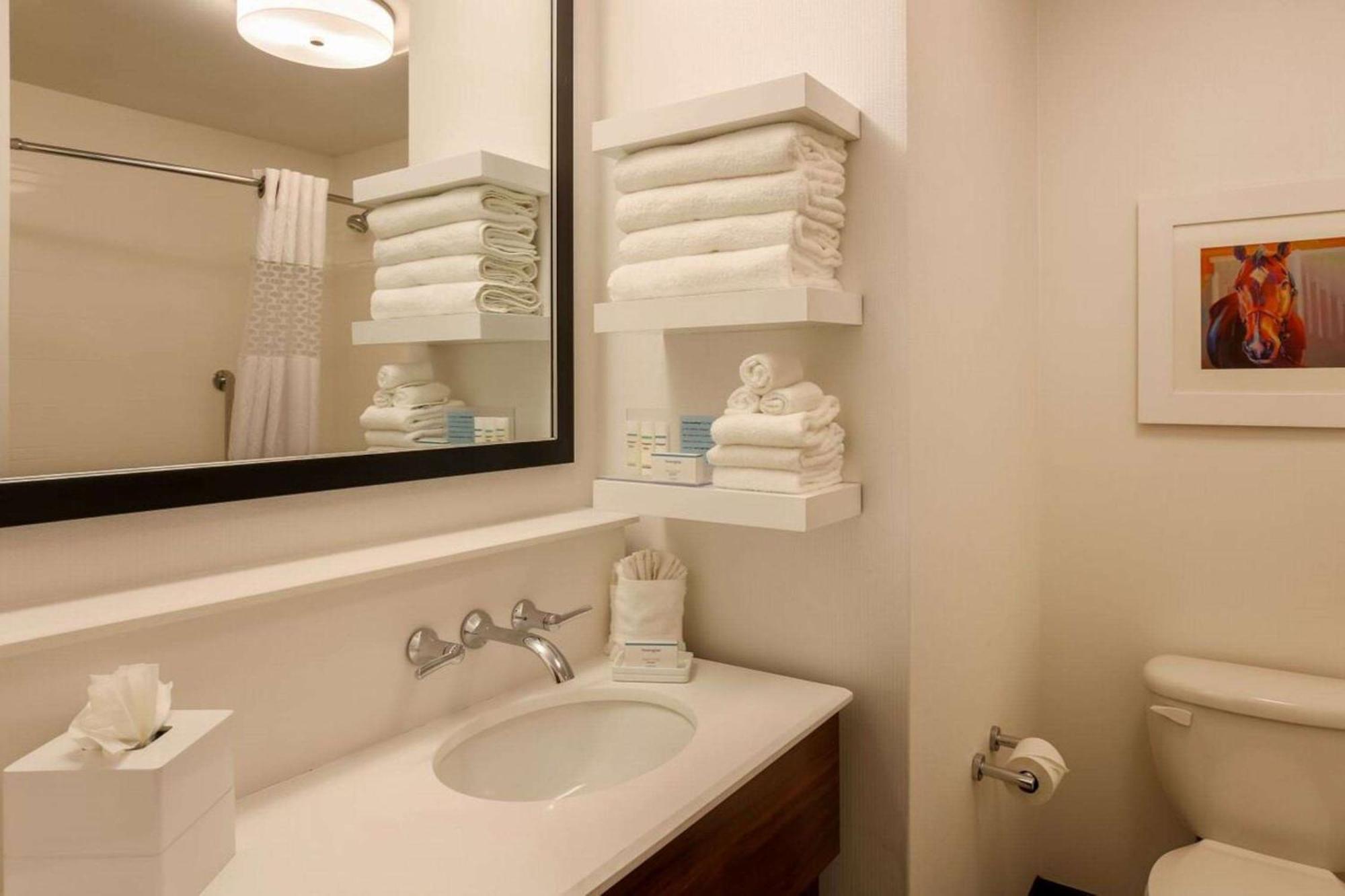 Hampton Inn Memphis-Southwind מראה חיצוני תמונה