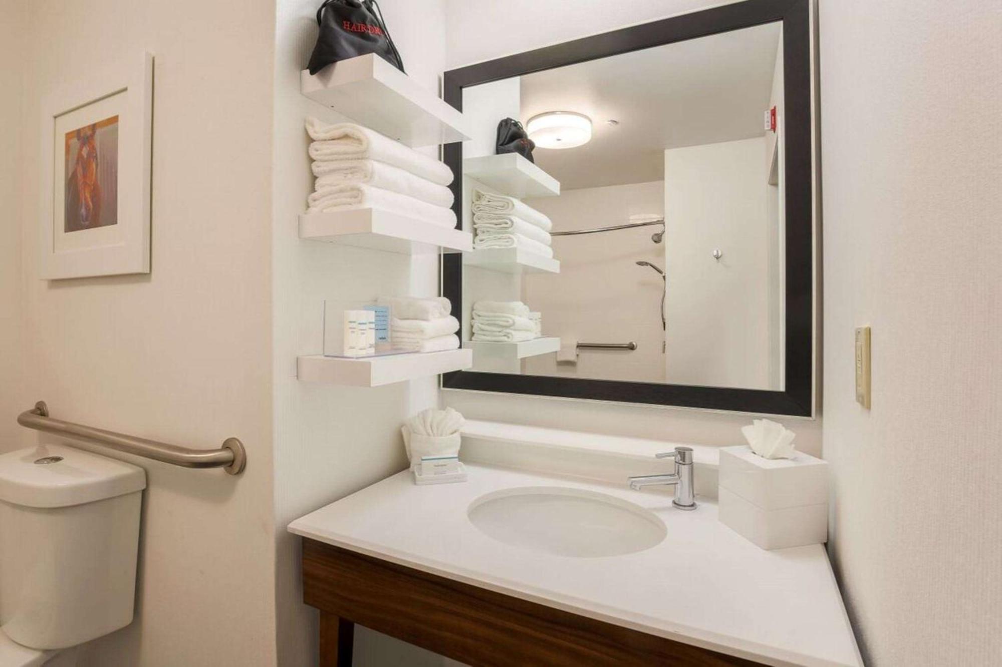 Hampton Inn Memphis-Southwind מראה חיצוני תמונה